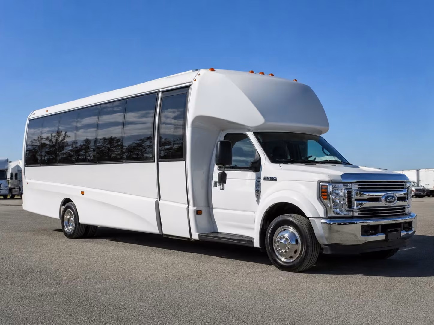 18 passenger minibus