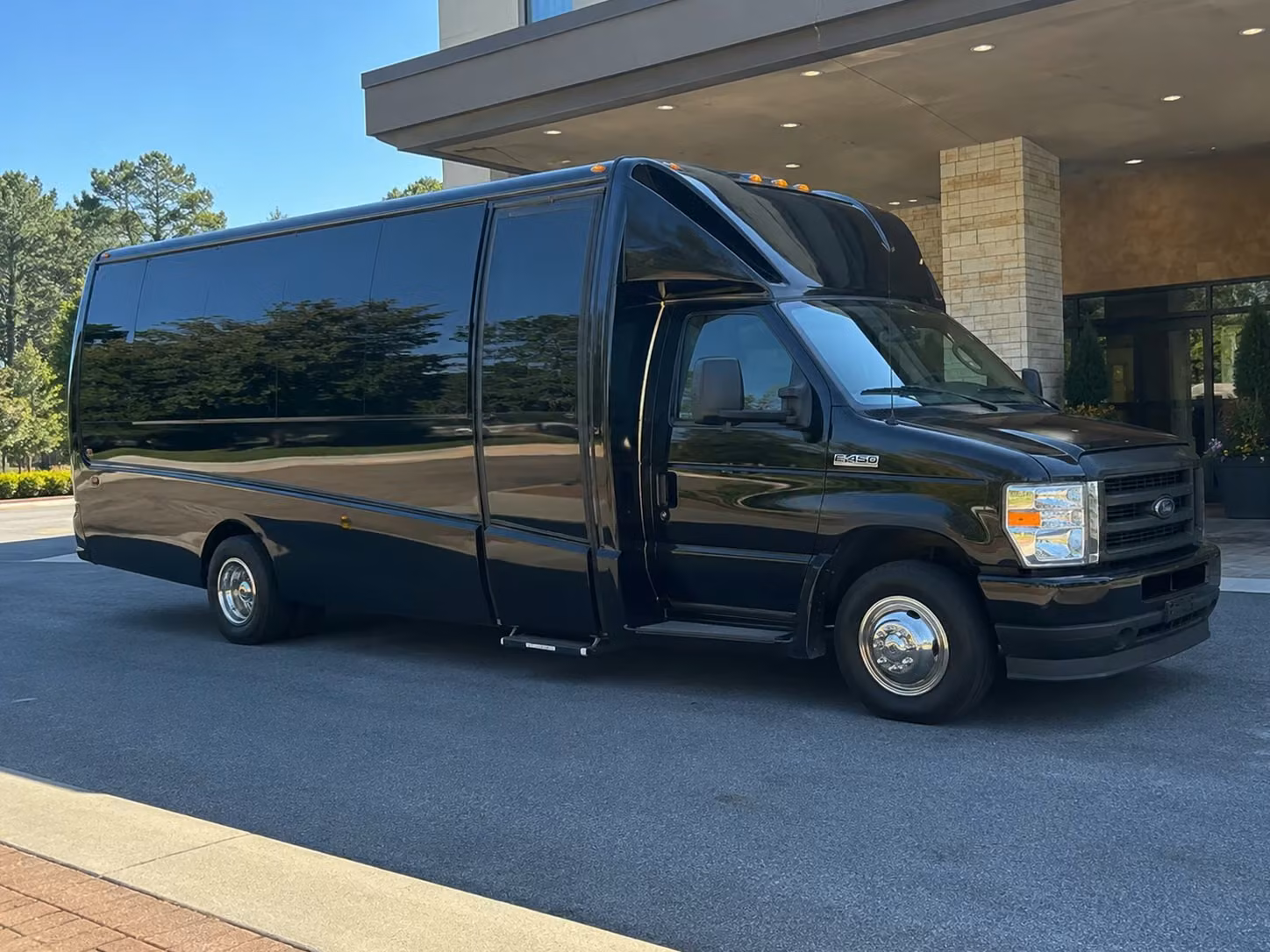 20 passenger minibus