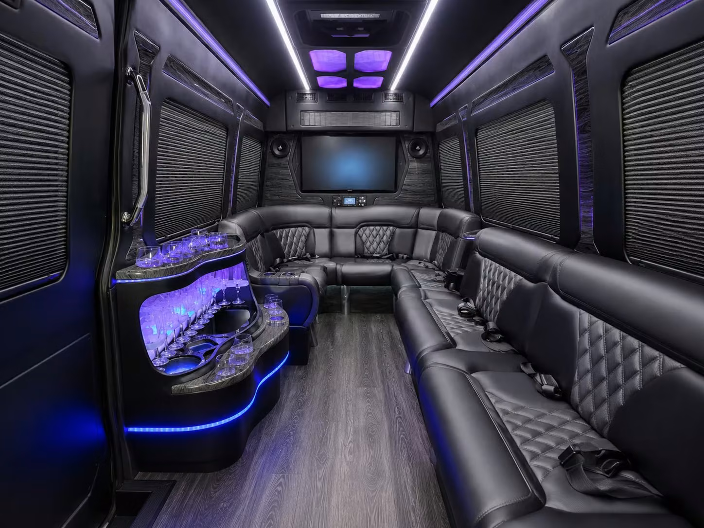 airport shuttle services for roanoke business travelers