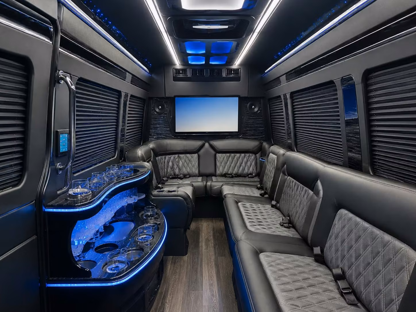 keeping your roanoke wedding timeline on track with a dedicated shuttle bus