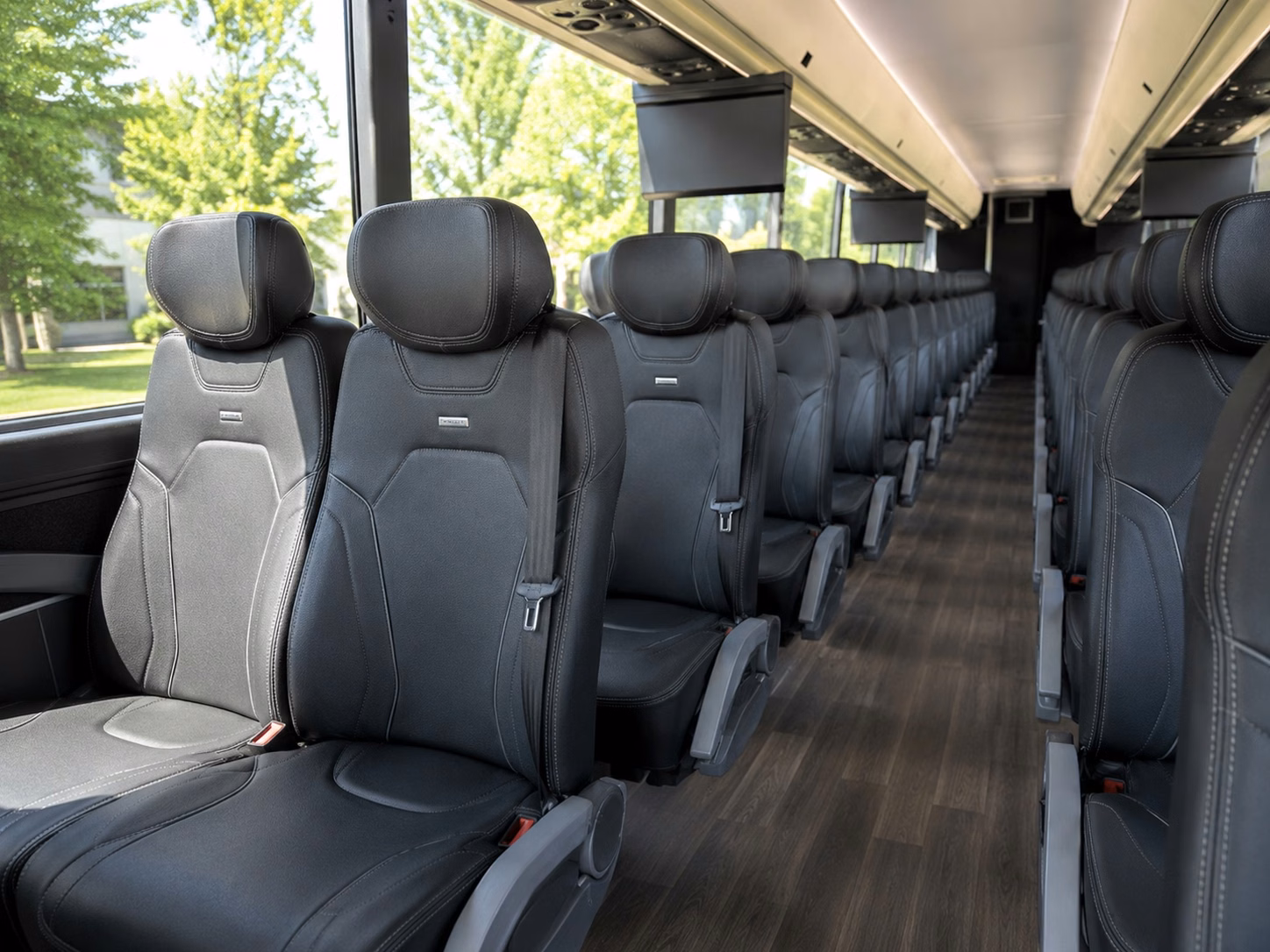 shuttle guests seamlessly between downtown roanoke hotels and your wedding venue